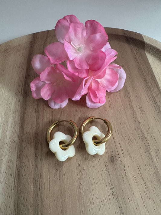 Boucles d'oreilles mini créoles beige marbré